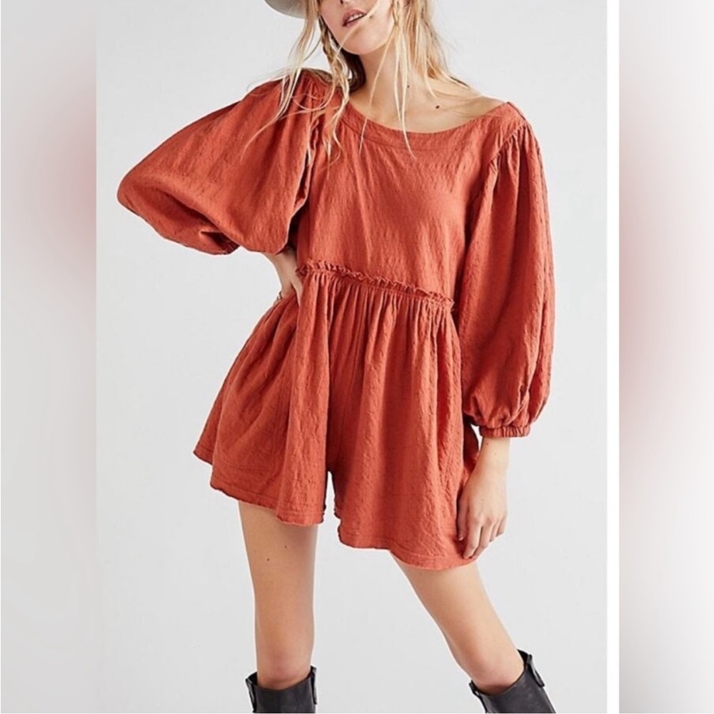 NWT Free People Beach Puff Sleeve Ruffle Pleated‎ Romper XS